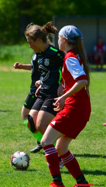FSV-Madchen-Rot-Weiss-Neunhagen-005