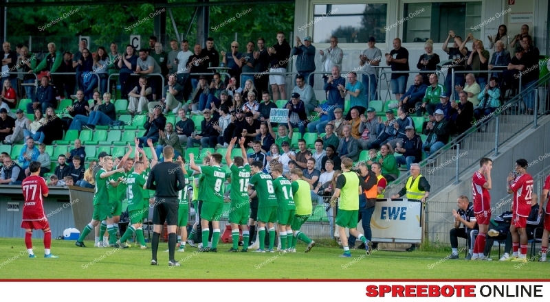Spreebote-FSV-Union-Sieg-im-letzten-Heimspiel_gallery1_08