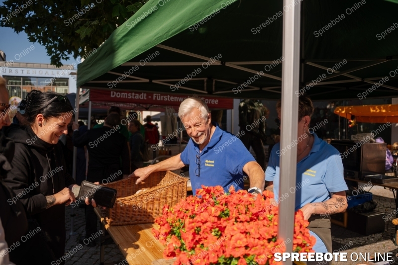 Spreebote-Furstenwalde-feiert-sein-Erntefest_gallery1_01