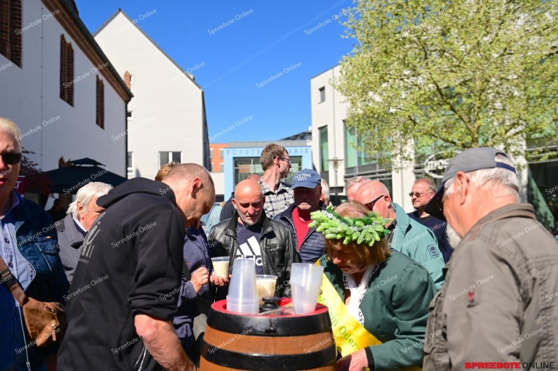 Fuwa-Braufreunde-Bockbier-Anstisch-008