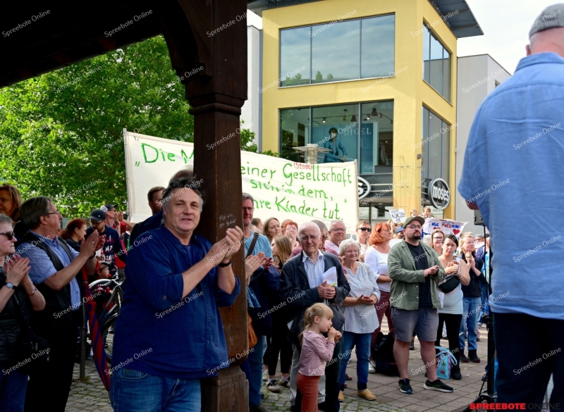 Fuwa-Demo-Kurzungen-003-1