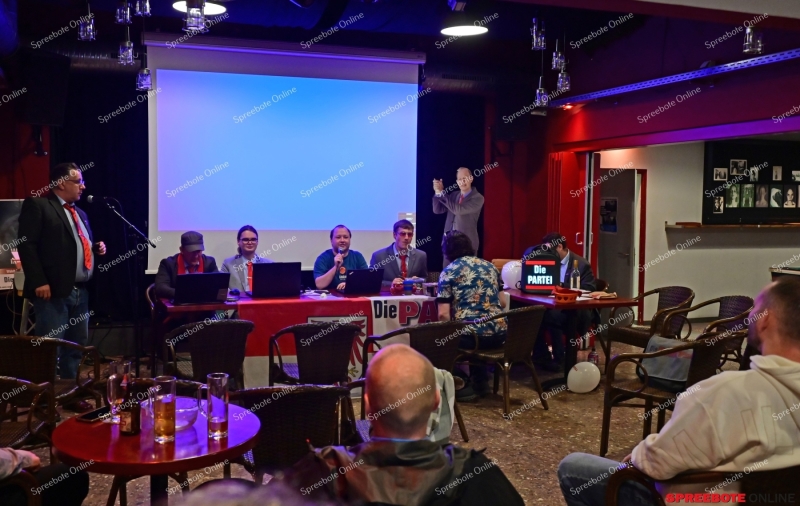 Spreebote-Fuwa-LandesParteitag-Die-Partei-001