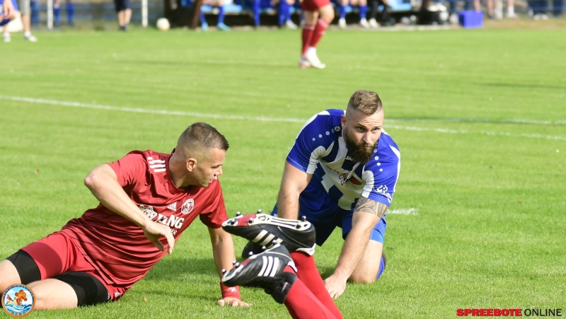 FV-Blau-Weiss-Briesen-Mullroser-SV-1898-013