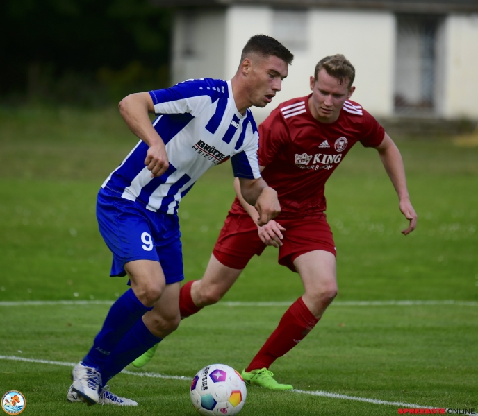 FV-Blau-Weiss-Briesen-Mullroser-SV-1898-019