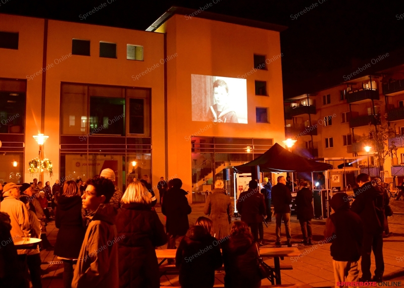 Gedenken-Dom-Markplatz-001