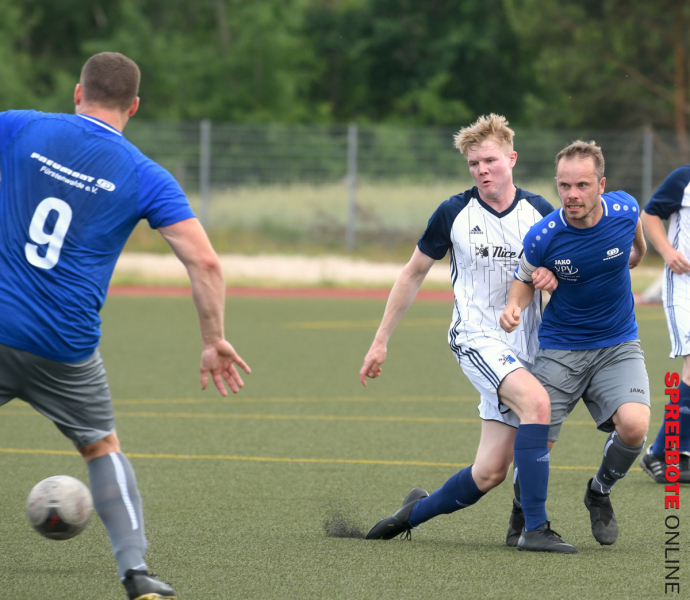 BSG-Pneumant-SV-Blau-Weiss-Petershagen-Eggersdorf-01