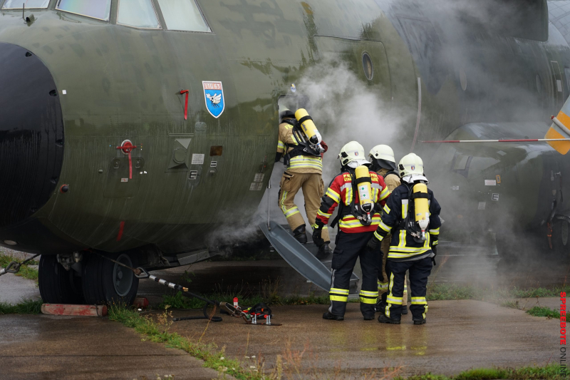 Grossuebung-mit-300-Einsatzkraefte-1-scaled