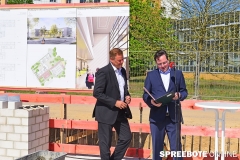 Grundsteinlegung-Schulzentrum-Fuewa-042