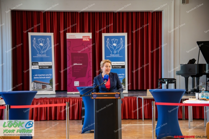 Spreebote-Gym-Geschwister-Scholl-Franziska-Giffey-008