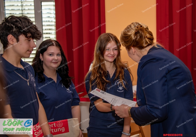 Spreebote-Gym-Geschwister-Scholl-Franziska-Giffey-009