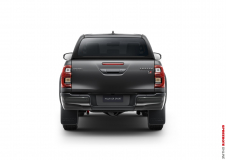 Toyota-Hilux-GR-Sport-4-scaled