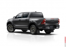 Toyota-Hilux-GR-Sport-5-scaled