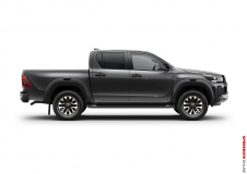 Toyota-Hilux-GR-Sport-6-scaled