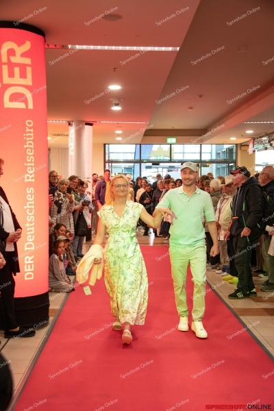 Spreebote-Jubilaum-in-der-Furstengalerie_gallery1_11