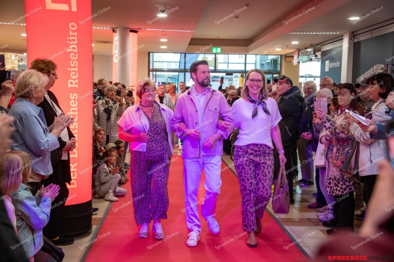 Spreebote-Jubilaum-in-der-Furstengalerie_gallery1_16