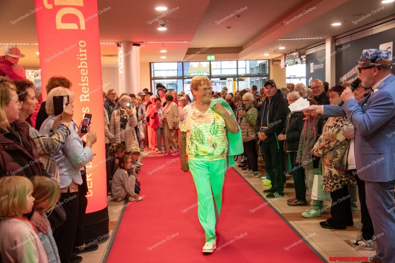 Spreebote-Jubilaum-in-der-Furstengalerie_gallery1_22