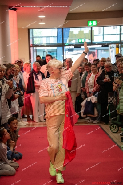 Spreebote-Jubilaum-in-der-Furstengalerie_gallery1_24