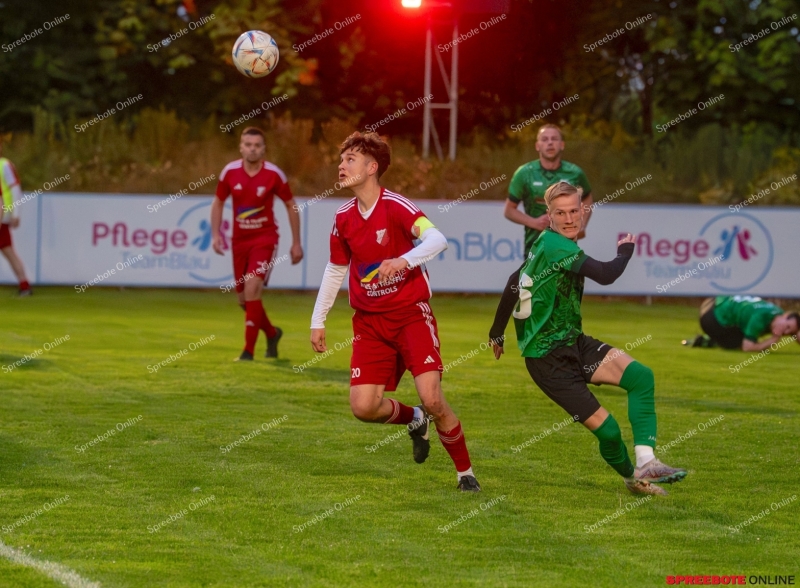 Spreebote-Kein-Sieger-im-Flutlichtspiel_gallery1_17