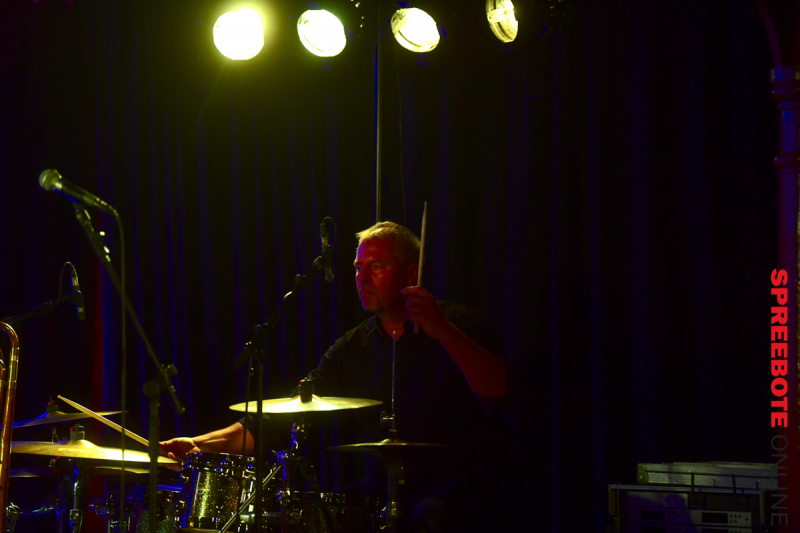 Klazz-Brothers-featJames-Morrison-9