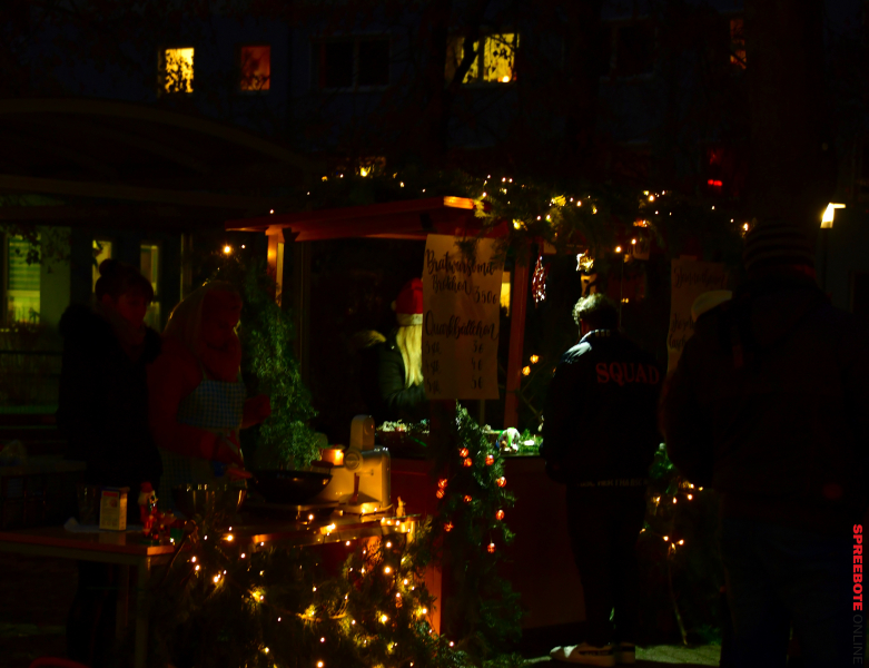 Korczak-Weihnacht-Tag-Off-Tuer-7