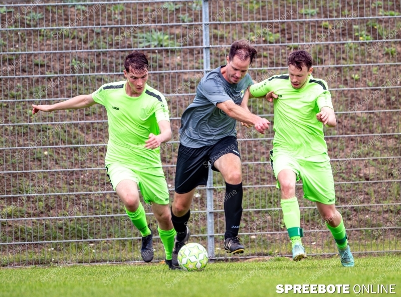 Spreebote-Kretzschmar-entscheidet-das-Spiel_gallery1_17
