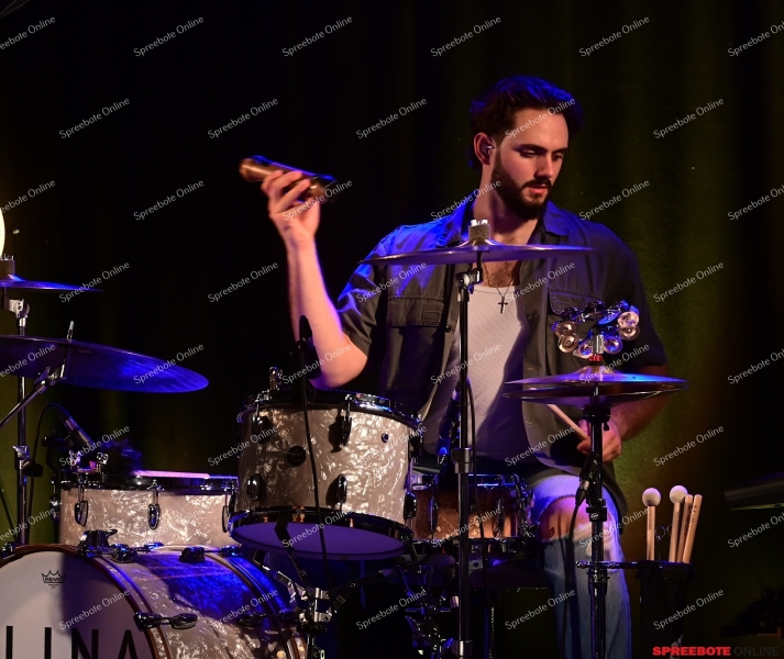 Kufa-Alina-Sebastian-Band-012