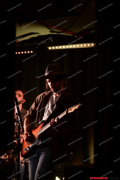 Kufa-Alina-Sebastian-Band-013