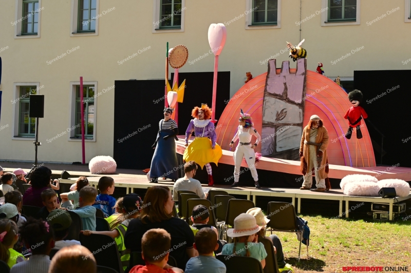 Kufa-Kindertag-UKB-Das-Neinhorn-003