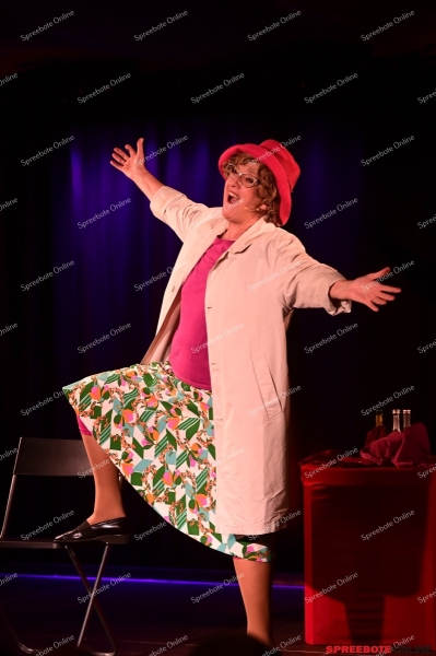 Kufa-Oder-Hahne-Wir-sind-nicht-alt-aber-Sesy-005