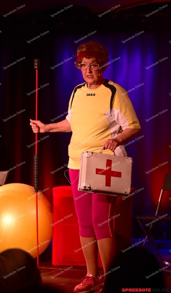 Kufa-Oder-Hahne-Wir-sind-nicht-alt-aber-Sesy-014