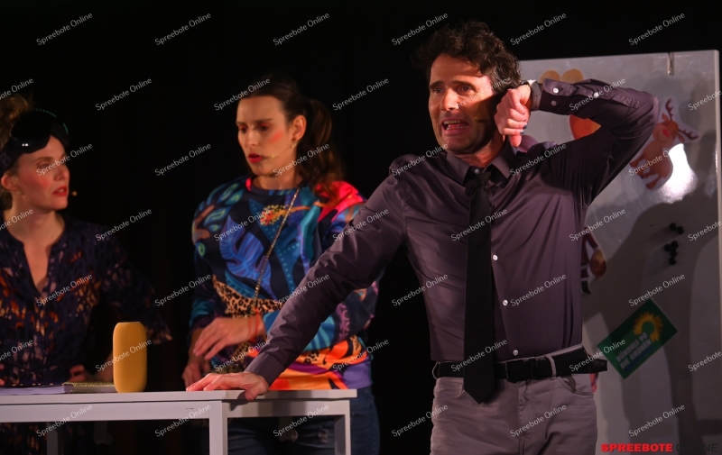 Kufa-Oderhane-Weihnachtskabarett-008