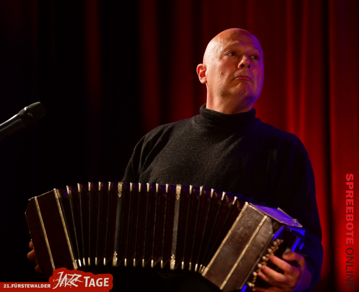 Kufa-Tango-Musik-Daniel-Pacitti-Nacha-Daraio-4