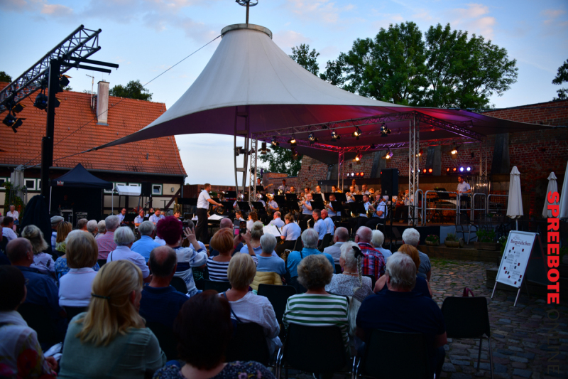 18.Benefizkonzert-Burg-Storkow-10