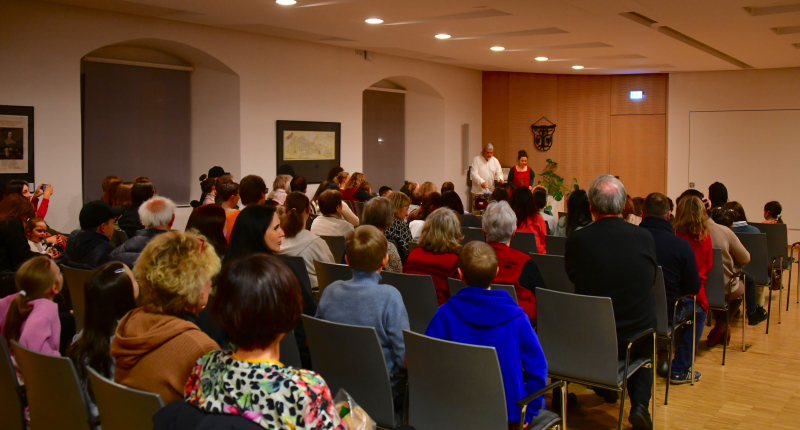 Kunstgalerie-Ukraine-Kinder-Ausstellung-04