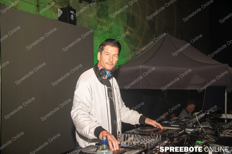 Spreebote-Laserspektakel-Beats_gallery1_12