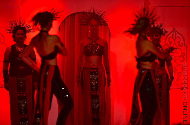 Miral-Aladin-die-Wunderlampe-04