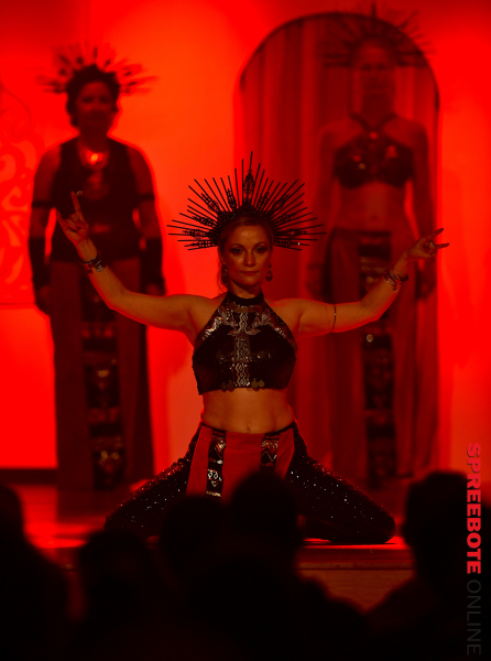 Miral-Aladin-die-Wunderlampe-06