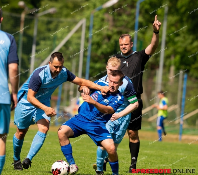 Spreebote-Mit-Kampfgeist-durch-die-Ruckrunde_gallery1_01