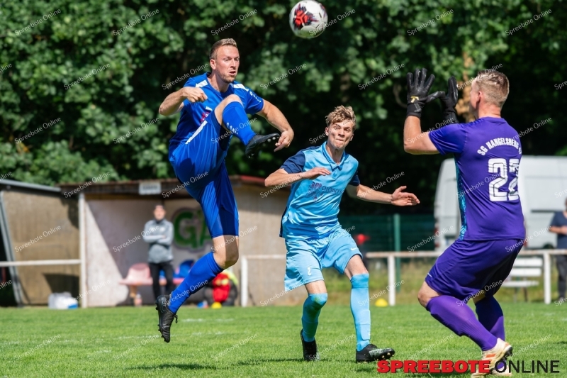 Spreebote-Mit-Kampfgeist-durch-die-Ruckrunde_gallery1_02