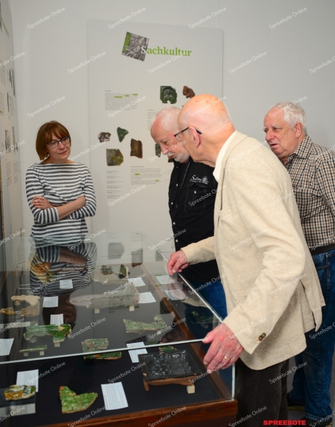 Museeum-Austellungs-Propaganda-002