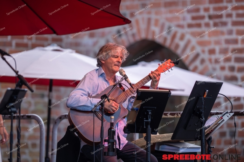 Spreebote-Musik-die-Erinnerungen-weckt_gallery1_01