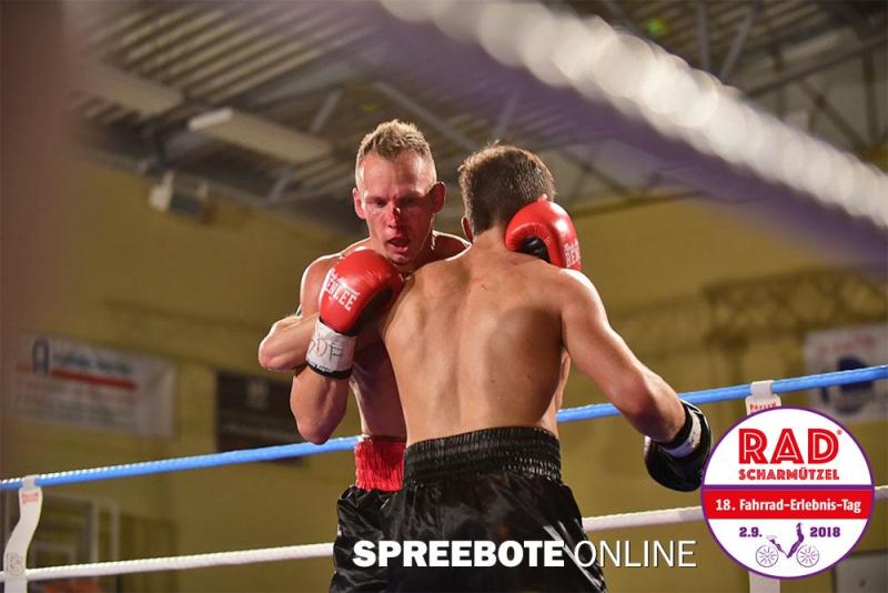 Boxen-Nick-Bernau-Aufbaukampf-7