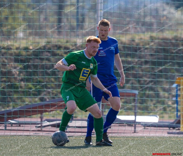 Spreebote-Offener-Schlagabtausch-endet-ohne-Sieger_gallery1_02