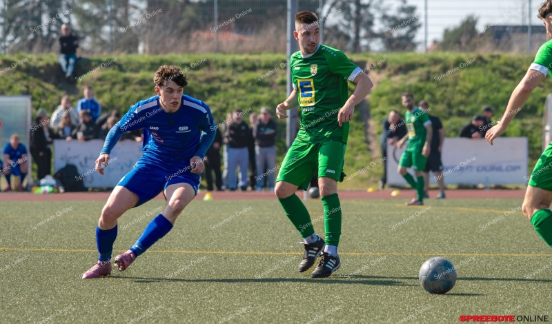 Spreebote-Offener-Schlagabtausch-endet-ohne-Sieger_gallery1_05