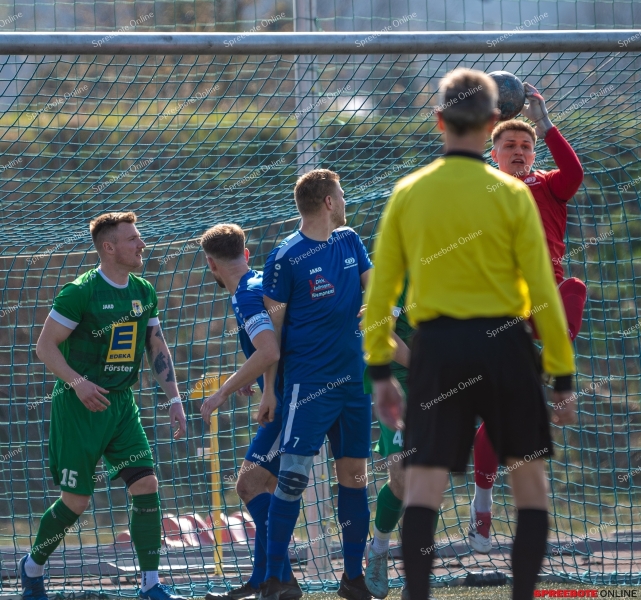 Spreebote-Offener-Schlagabtausch-endet-ohne-Sieger_gallery1_18