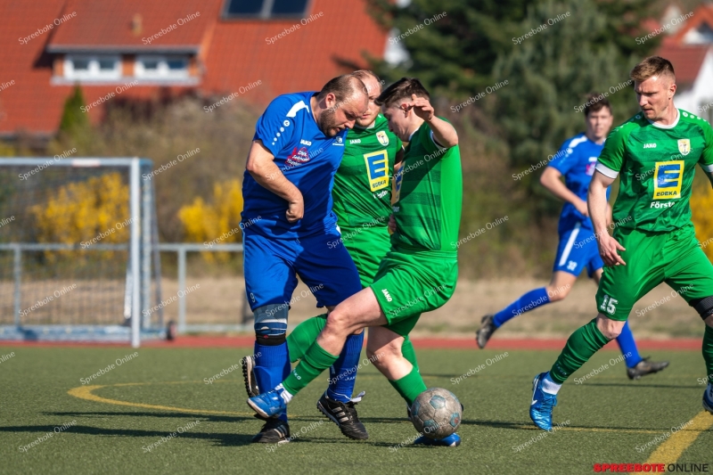 Spreebote-Offener-Schlagabtausch-endet-ohne-Sieger_gallery1_24