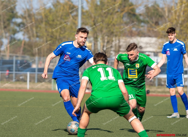 Spreebote-Offener-Schlagabtausch-endet-ohne-Sieger_gallery1_29