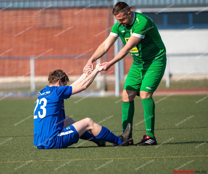 Spreebote-Offener-Schlagabtausch-endet-ohne-Sieger_gallery1_33