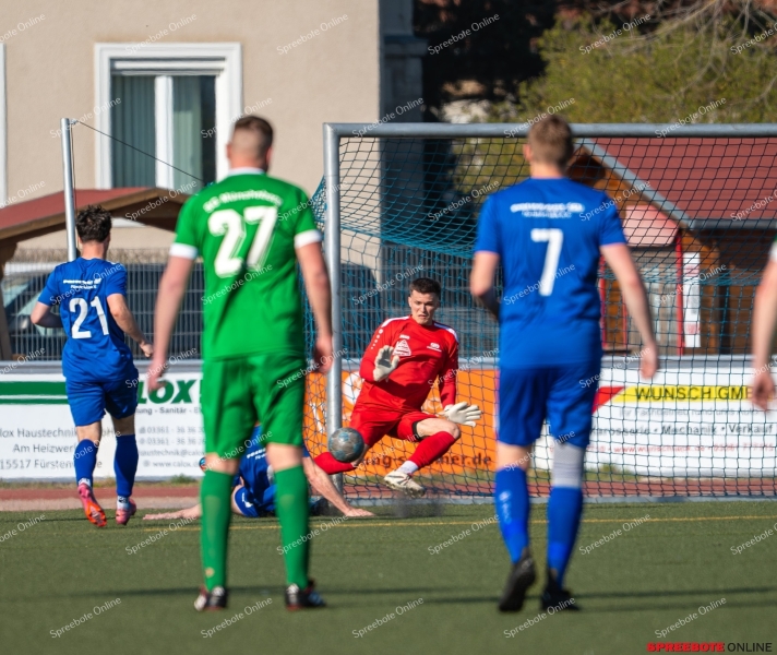 Spreebote-Offener-Schlagabtausch-endet-ohne-Sieger_gallery1_39