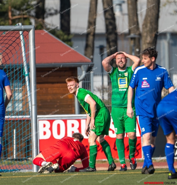 Spreebote-Offener-Schlagabtausch-endet-ohne-Sieger_gallery1_41